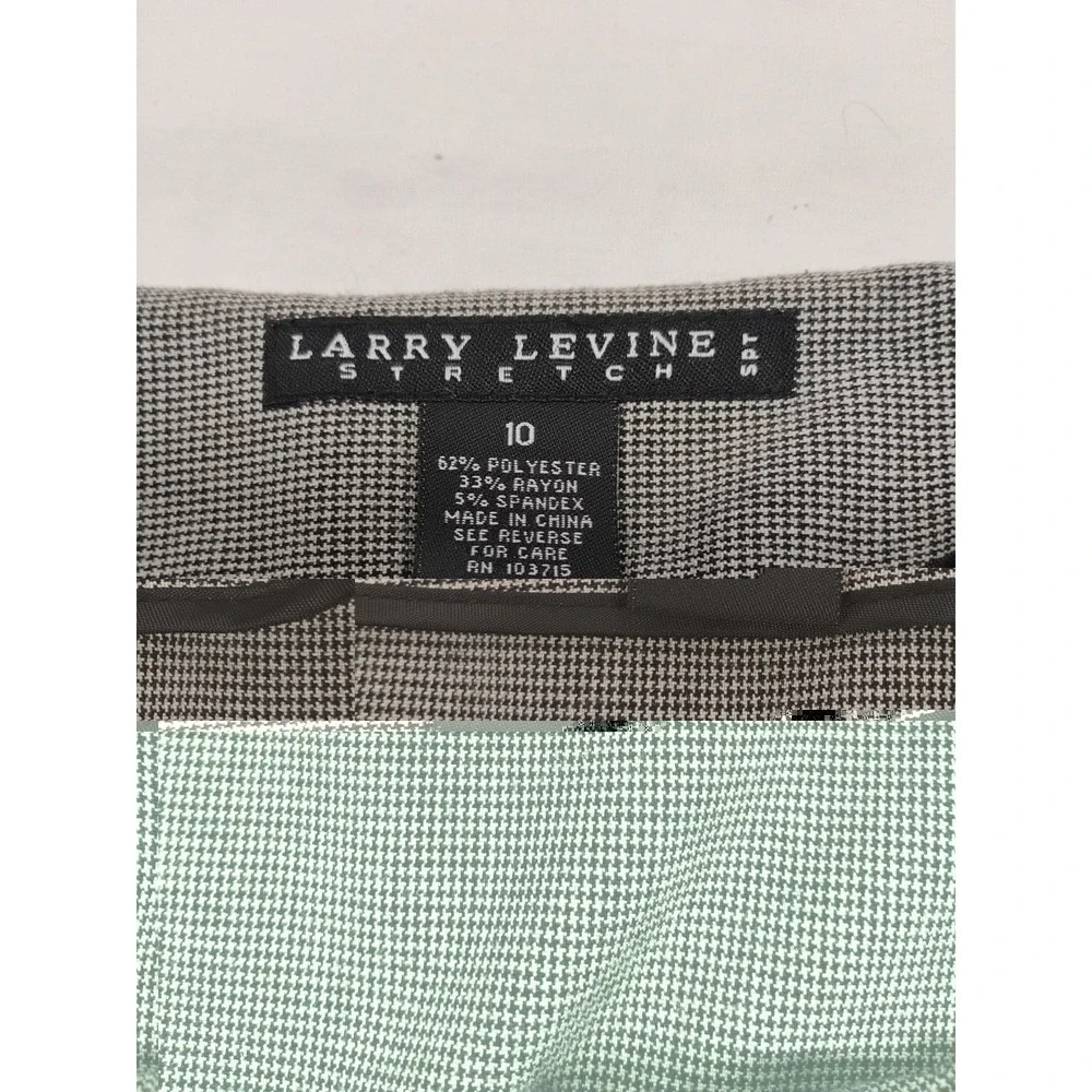Larry Levine Stretch Womens 10 Houndstooth Black/Gray Pleated Bottom Skirt‎